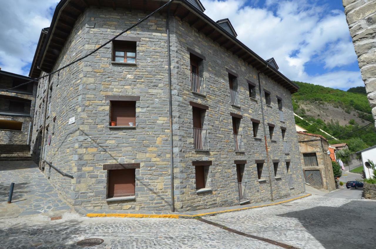 Apartamento Pena Erata Appartement Biescas  Buitenkant foto